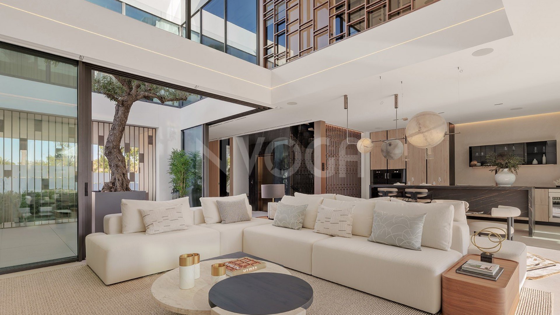 Luxurious Villa Located on Marbella's Golden Mile