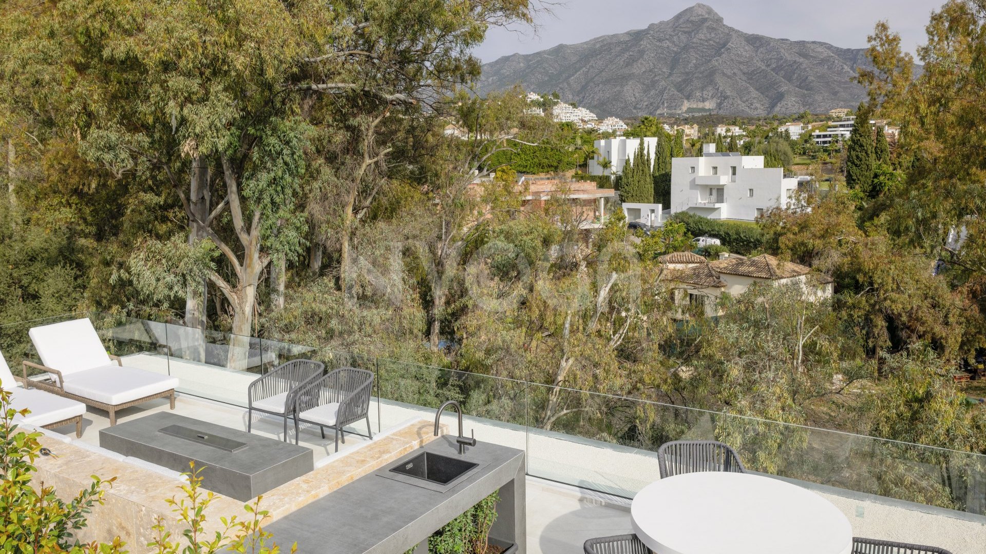 Preciosa villa de 6 habitaciones en Nueva Andalucía, Marbella