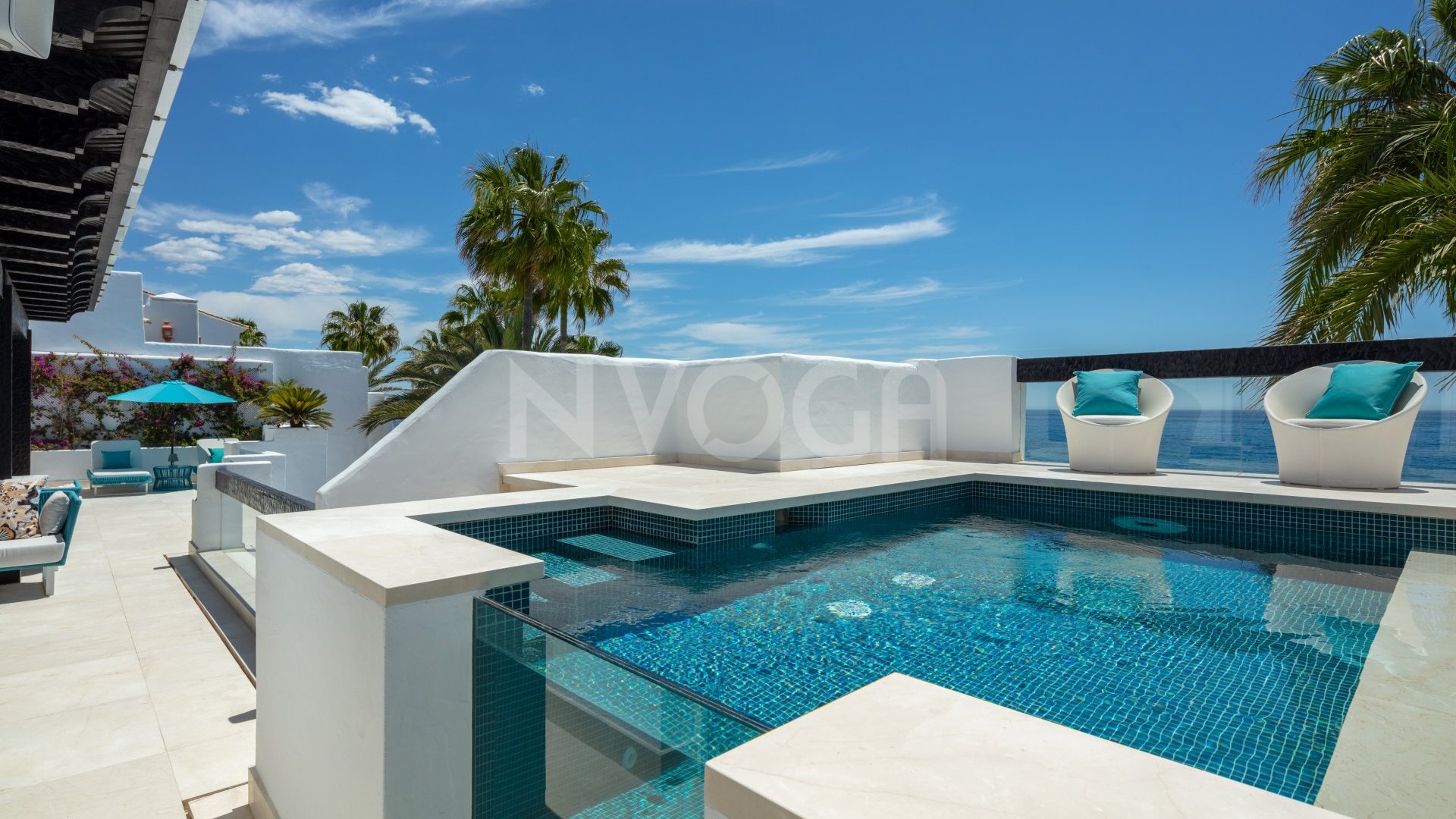 Luxurious frontline beach duplex penthouse on the Golden Mile, Marbella