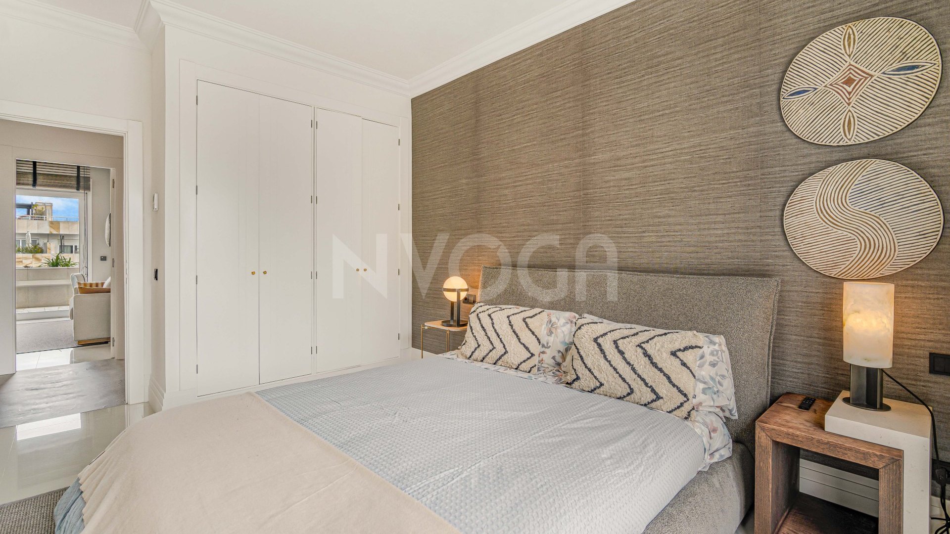 Stunning fully refurbished duplex penthouse in Puerto Banús.