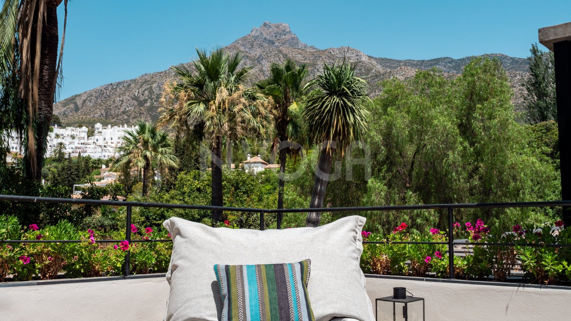 Villa Lovina. Exclusivity and connection with nature at Marbella Hill Club, Golden Mile