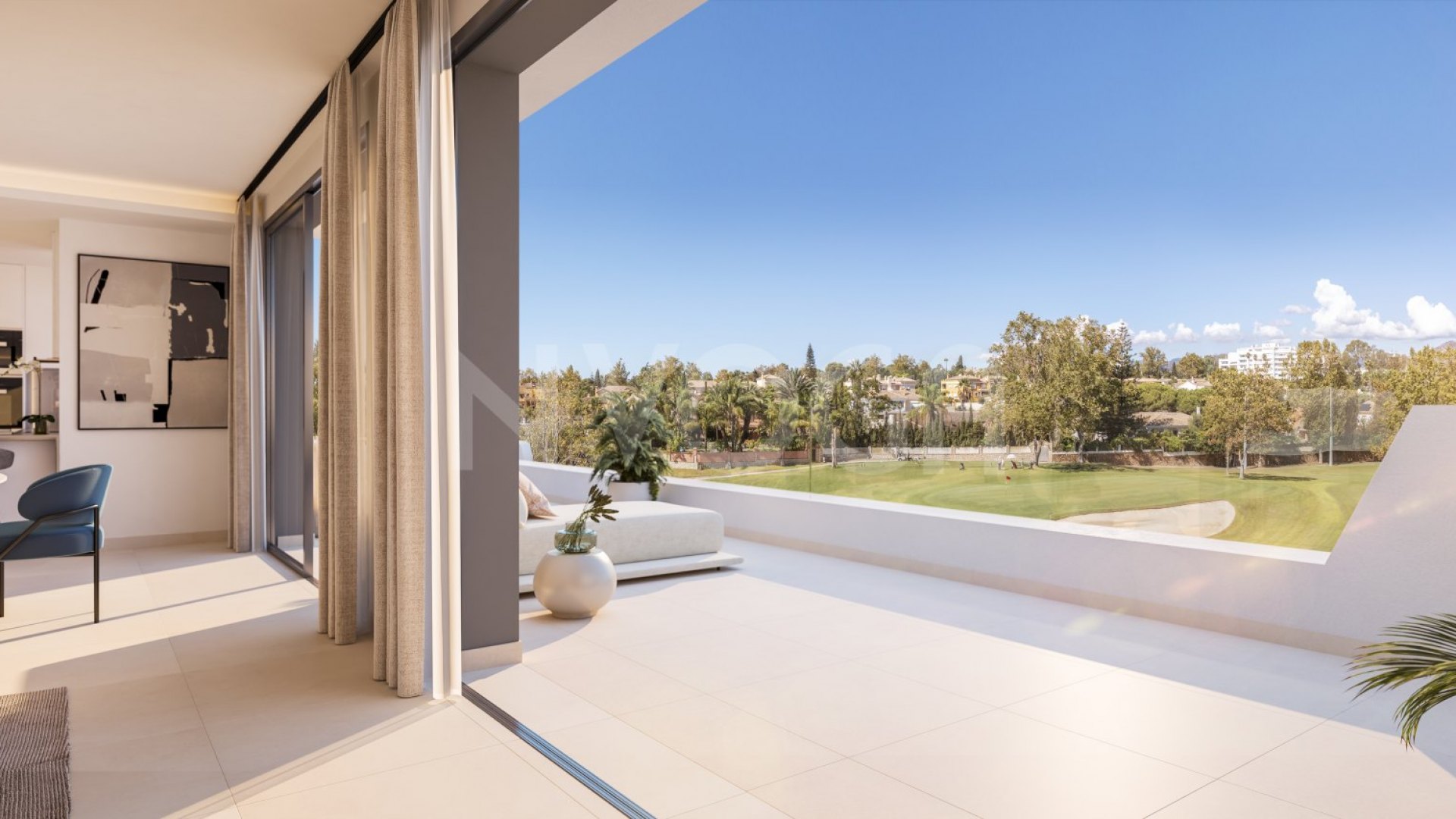 EN CONSTRUCCIÓN. Precioso duplex en PRIMERA LÍNEA DE GOLF en Guadalmina, Marbella