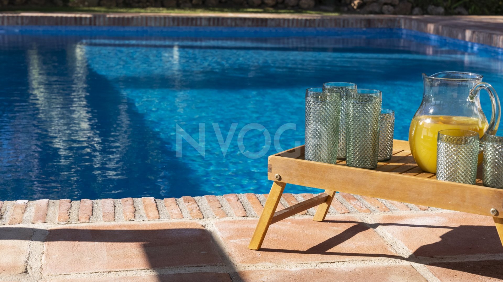 Impresionante villa con vistas al mar en Los Altos de Los Monteros, Marbella Este