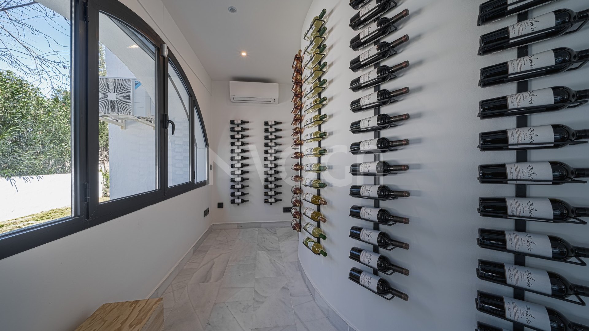 Gorgeous villa recently renovated in the heart of Nueva Andalucía, Marbella
