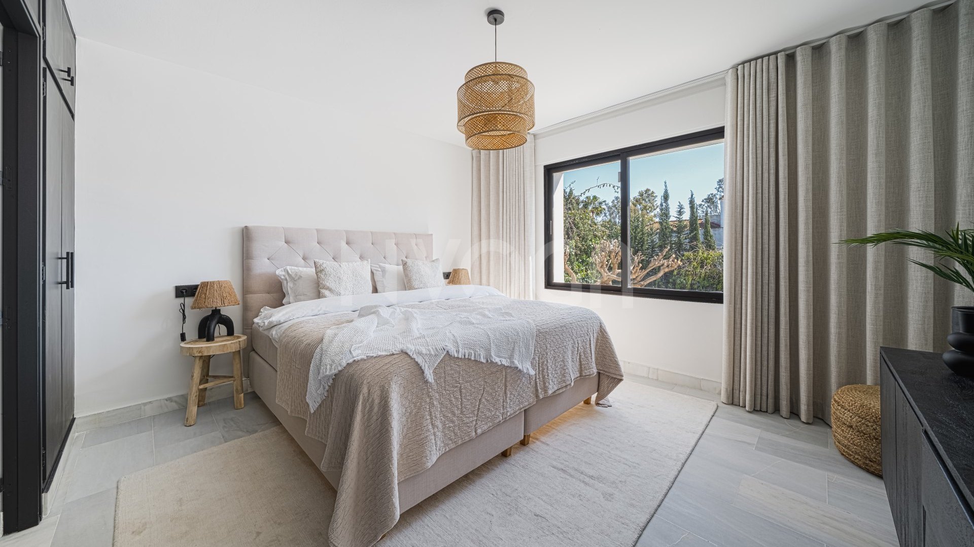 Gorgeous villa recently renovated in the heart of Nueva Andalucía, Marbella