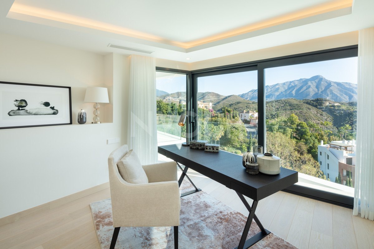 Espectacular villa con impresionantes vistas en La Quinta, Benahavís