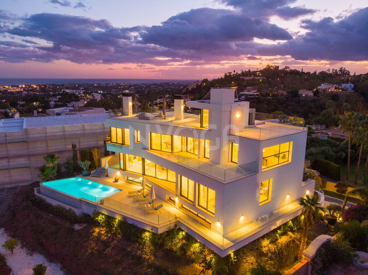 Espectacular villa con impresionantes vistas en La Quinta, Benahavís