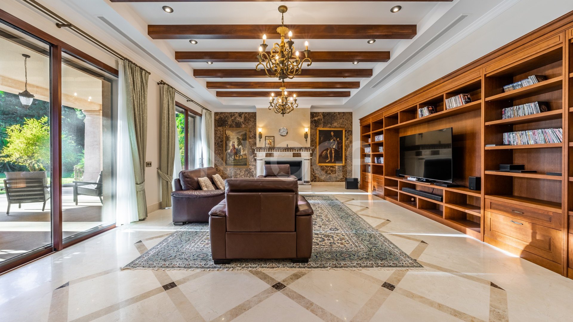 Beautiful luxury villa with panoramic views in Guadalmina Baja, San Pedro, Marbella.