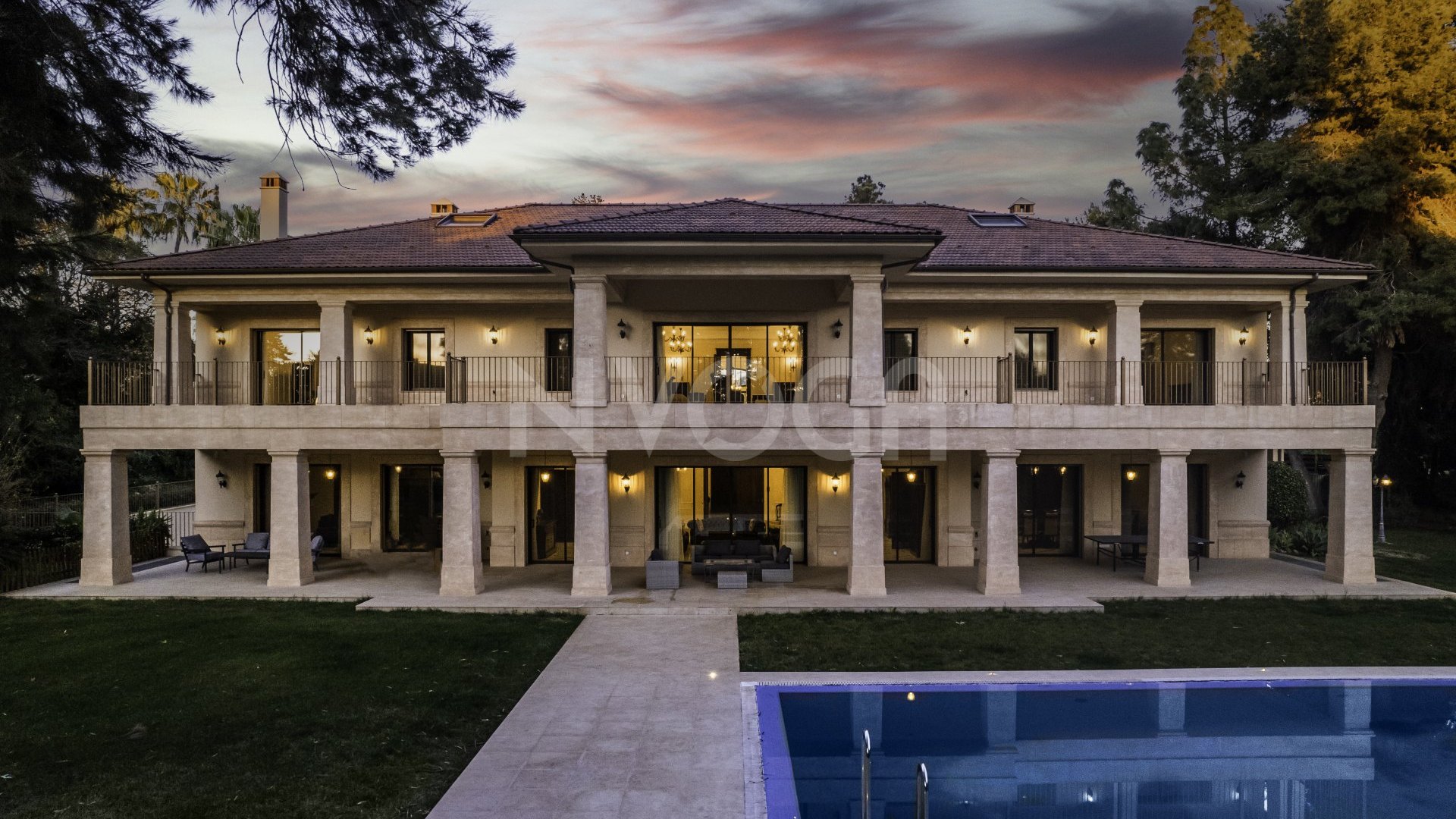 Beautiful luxury villa with panoramic views in Guadalmina Baja, San Pedro, Marbella.