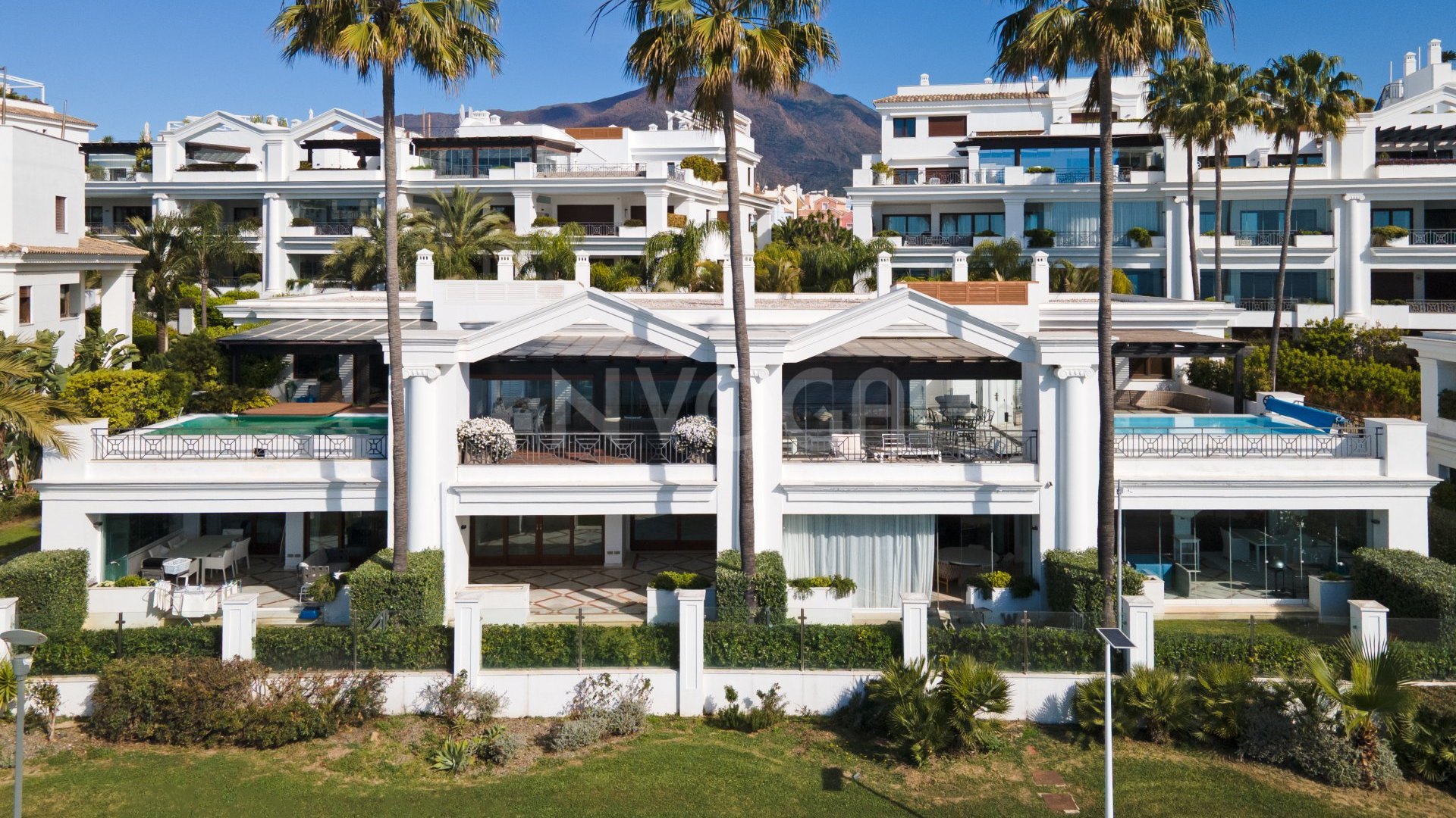 Apartamento en venta en Estepona