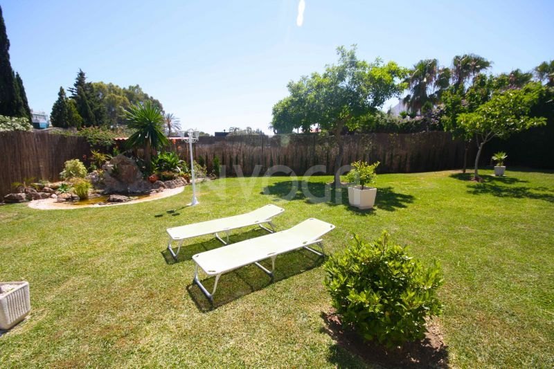 Coqueta villa de 4 dormitorios en la Milla de Oro de Marbella