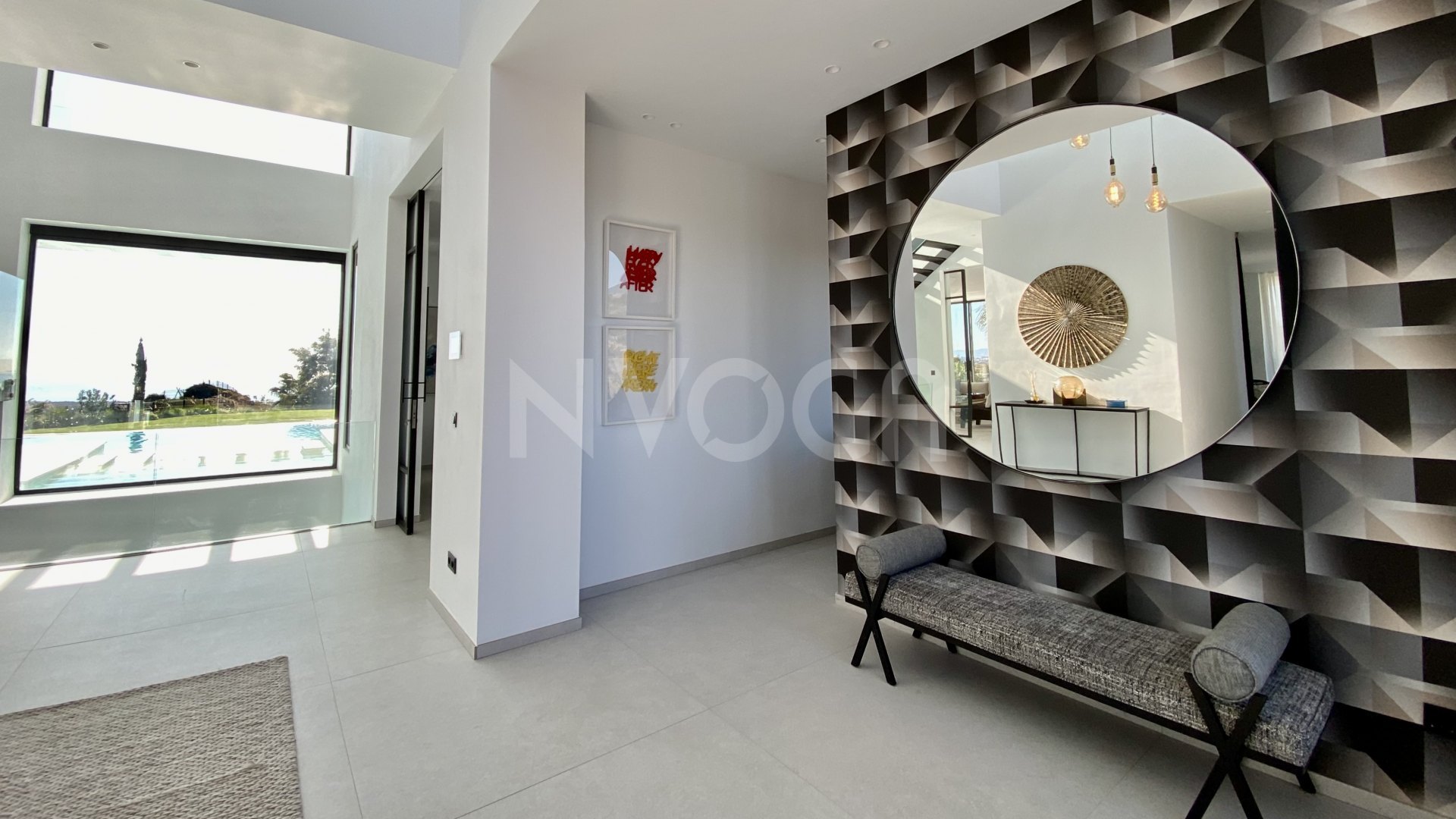 Ipmoresionante villa Moderna entre Marbella y Estepona