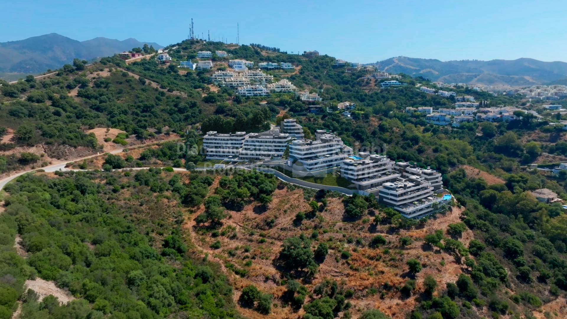 Medblue, Modern complex in Los Altos de los Monteros
