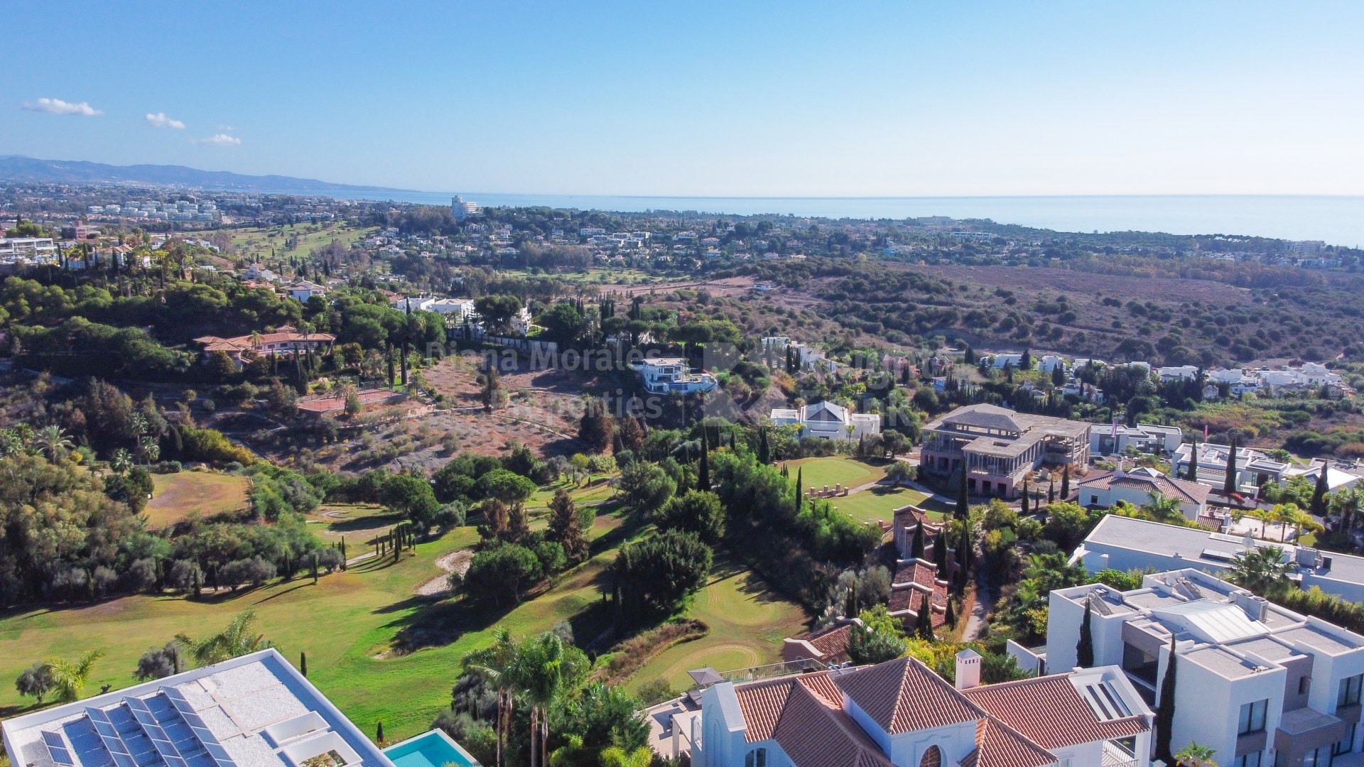 Building plots with sea views in Los Flamingos Golf close to Marbella