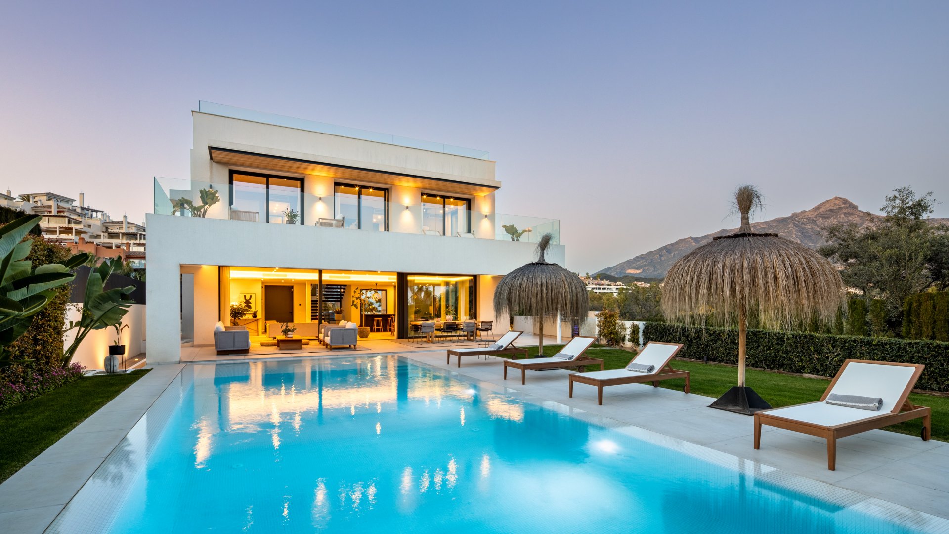 Villa contemporánea situada en el prestigioso enclave residencial de La Cerquilla