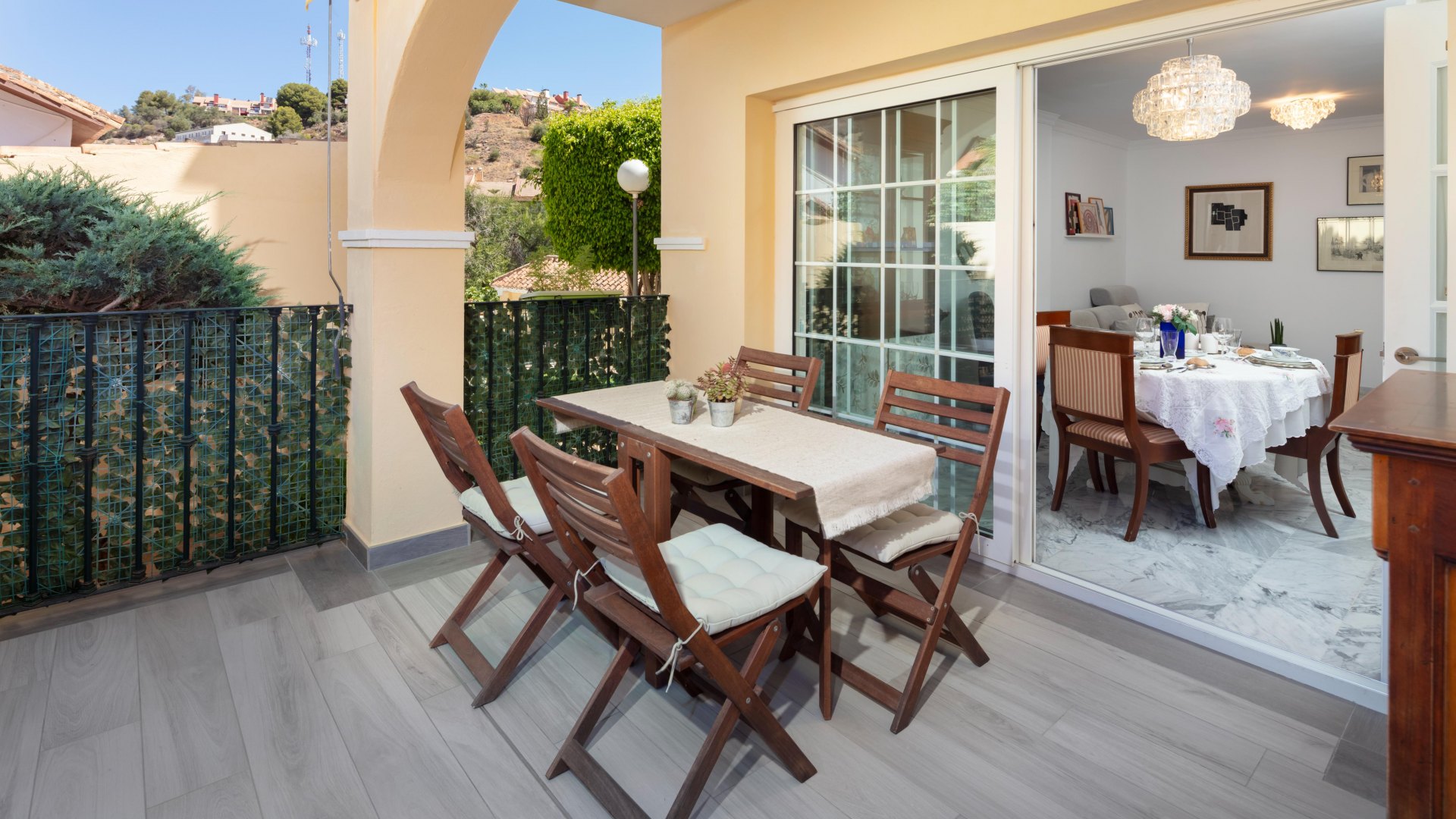 Charming semi-detached house in bajo Limonar