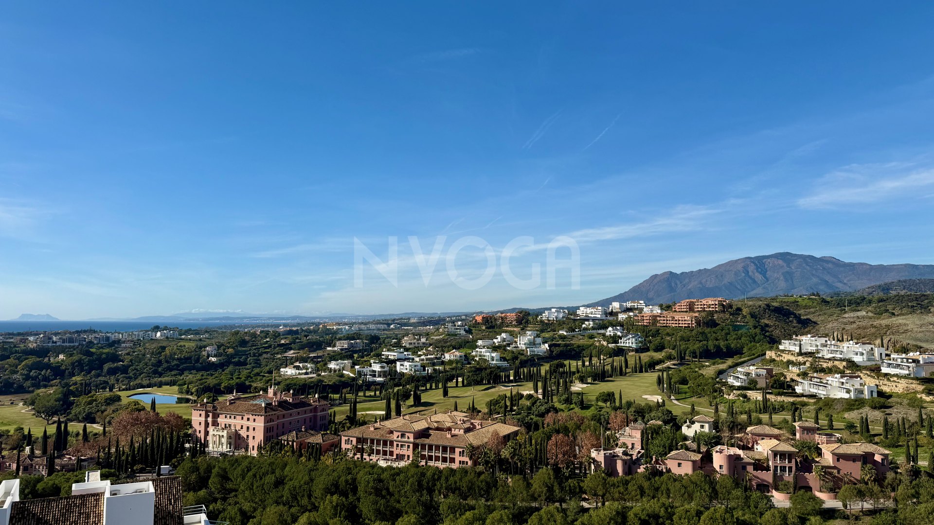 Apartment to rent in Los Flamingos Golf, Benahavis