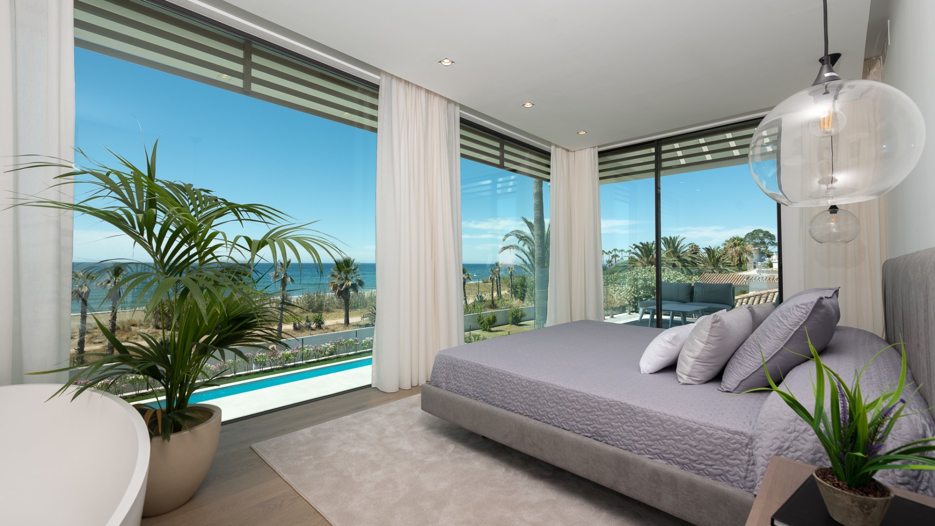 Fabulous contemporary Beachfront villa with direct access to the beach on the New Golden Mile