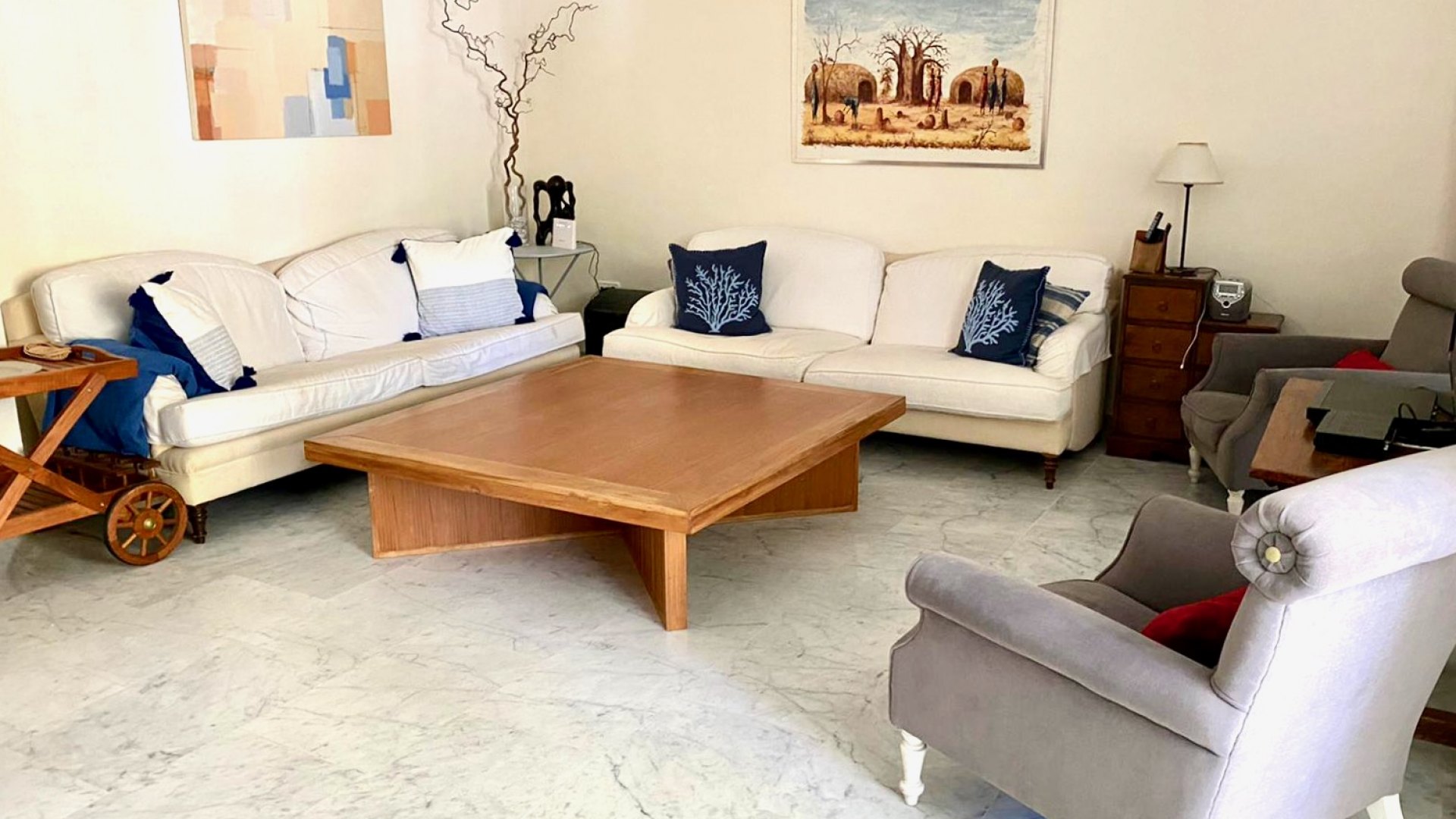 Adosada de 4 dormitorios en primera línea de playa en Bahia de Marbella