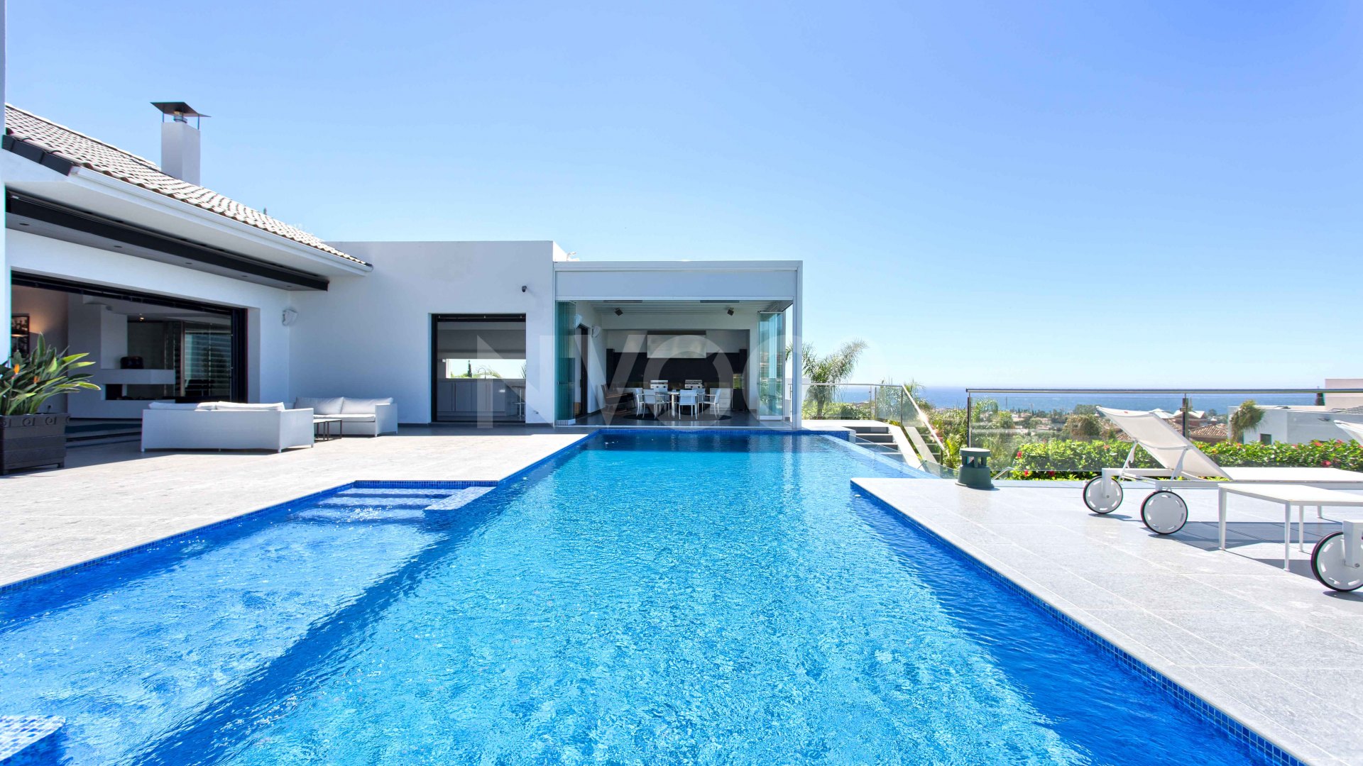 Beautiful contemporary villa located in the heart of Benahavís