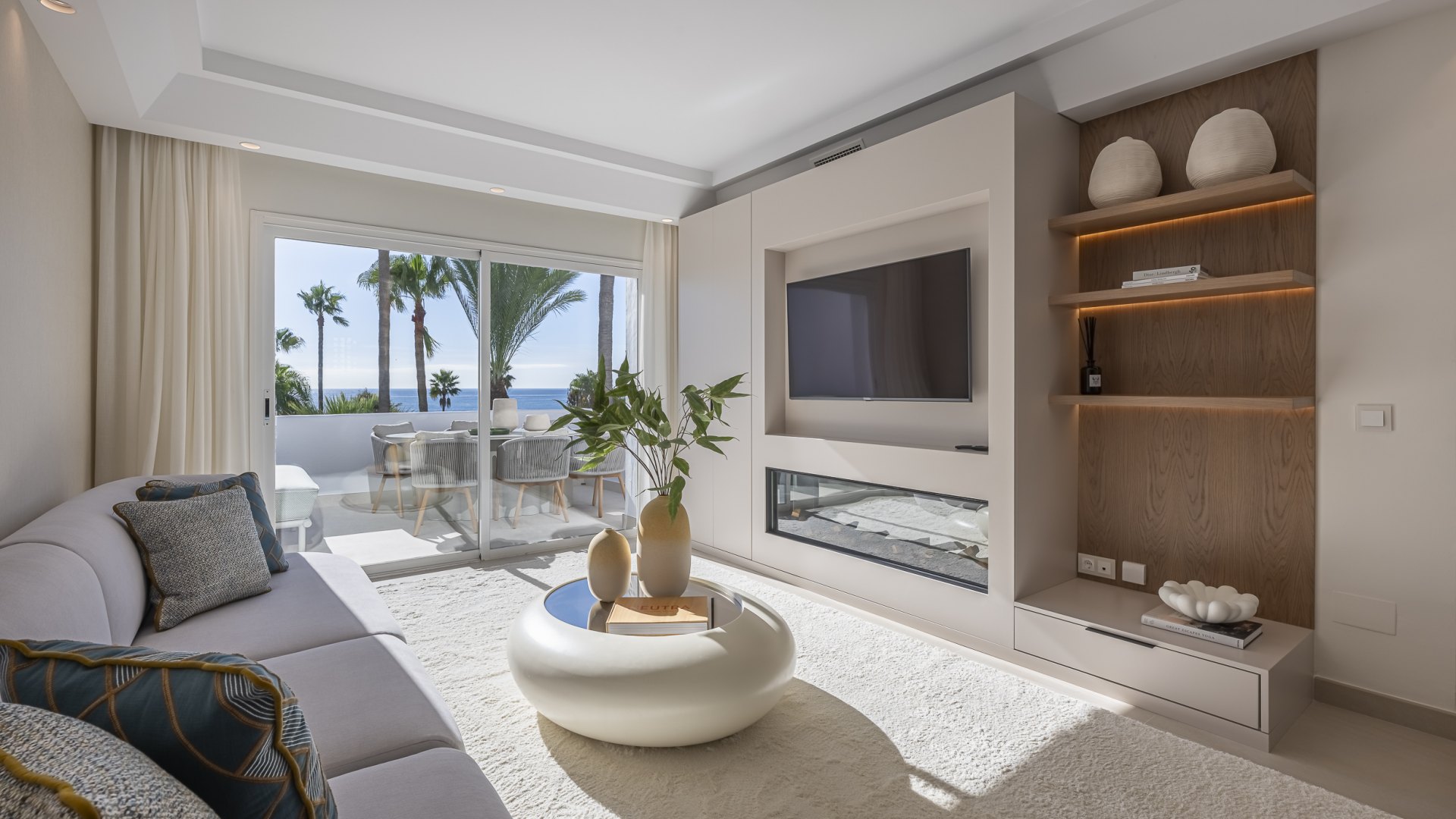 Apartamento de lujo en planta baja frente al mar en Costalita