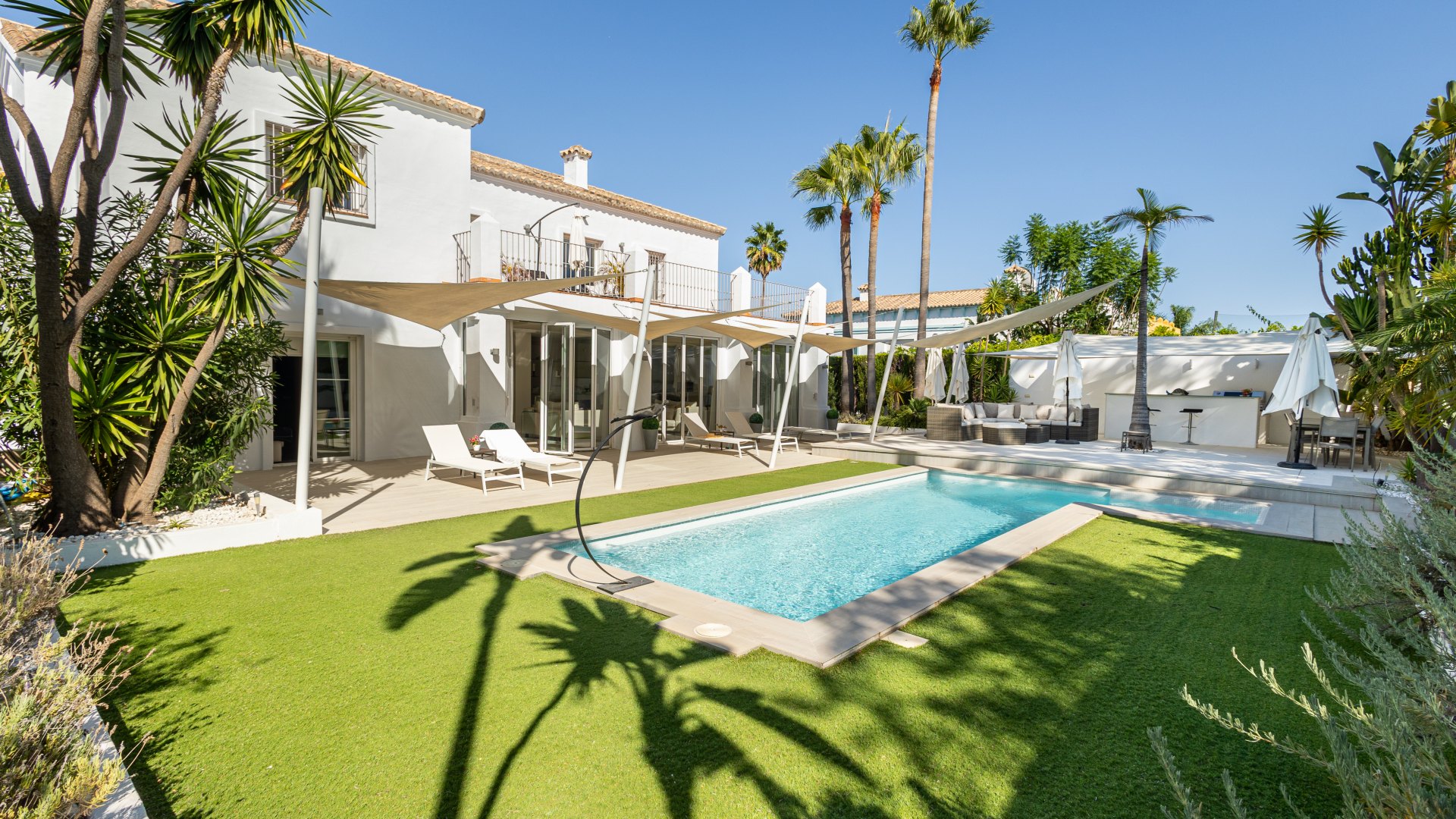 Increíble villa en Guadalmina Alta