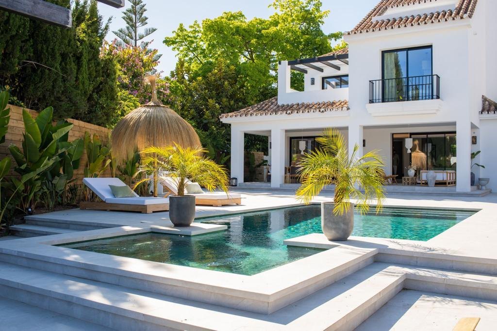 Beautiful Villa for rent in Parcelas del Golf, Marbella