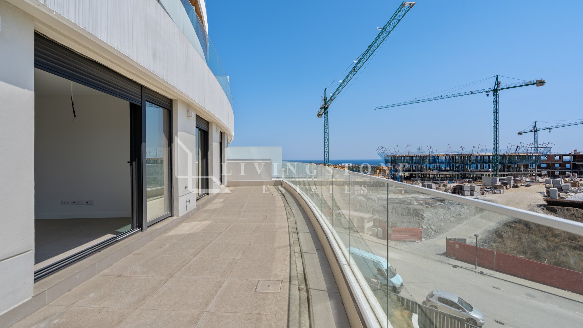 Modern Two-Bedroom Apartment with Panoramic Sea Views in Vanian Views, Selwo