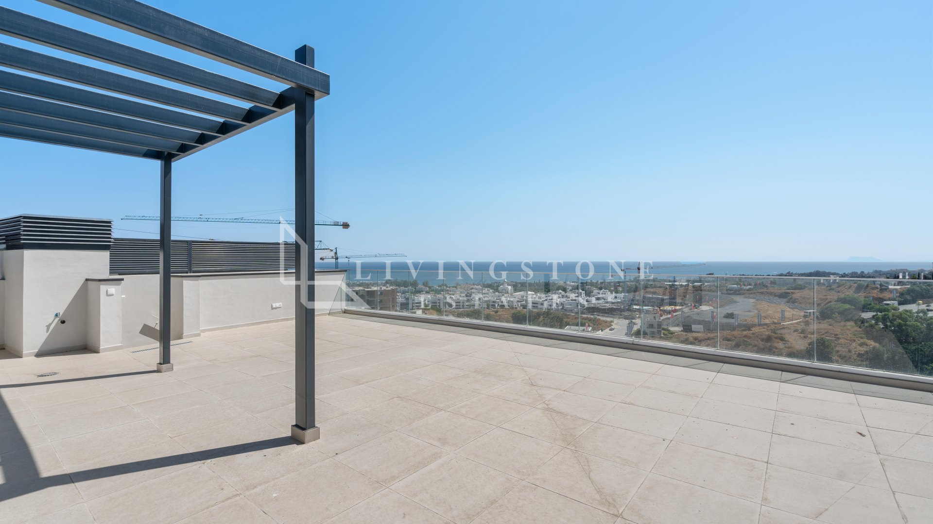 Brand New Penthouse with Panoramic Sea Views in Vanian Views, Estepona East