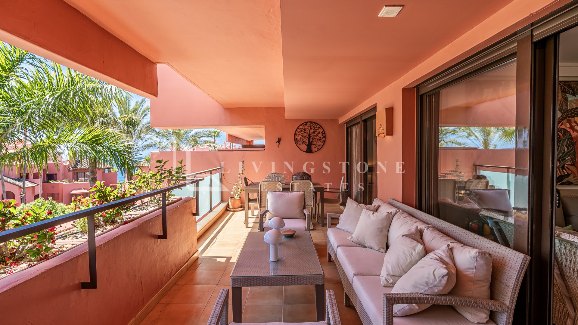 Luxury and bright apartment in Las Salinas