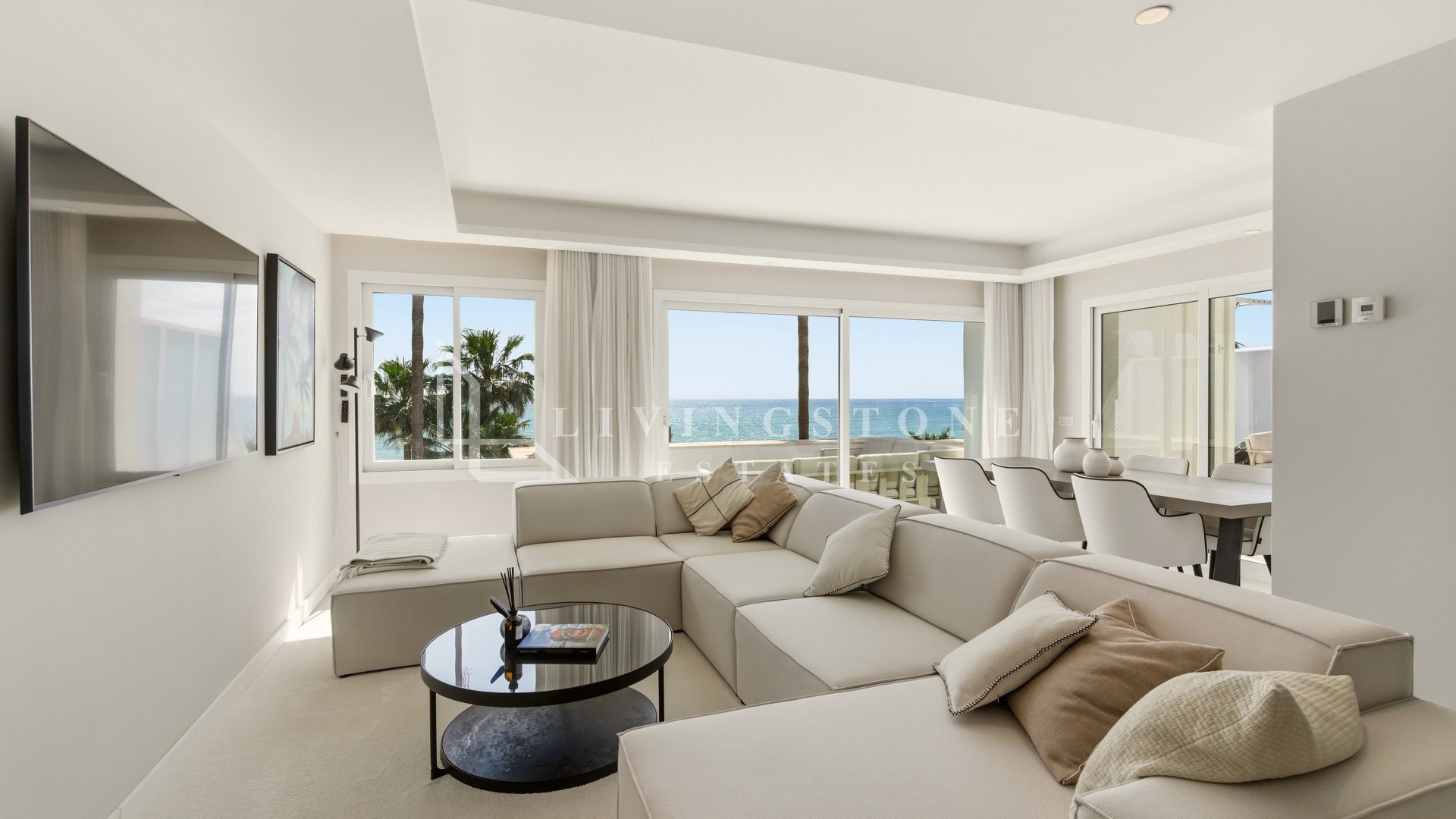 Renovated beachfront penthouse in Dominion Beach, New Golden Mile.