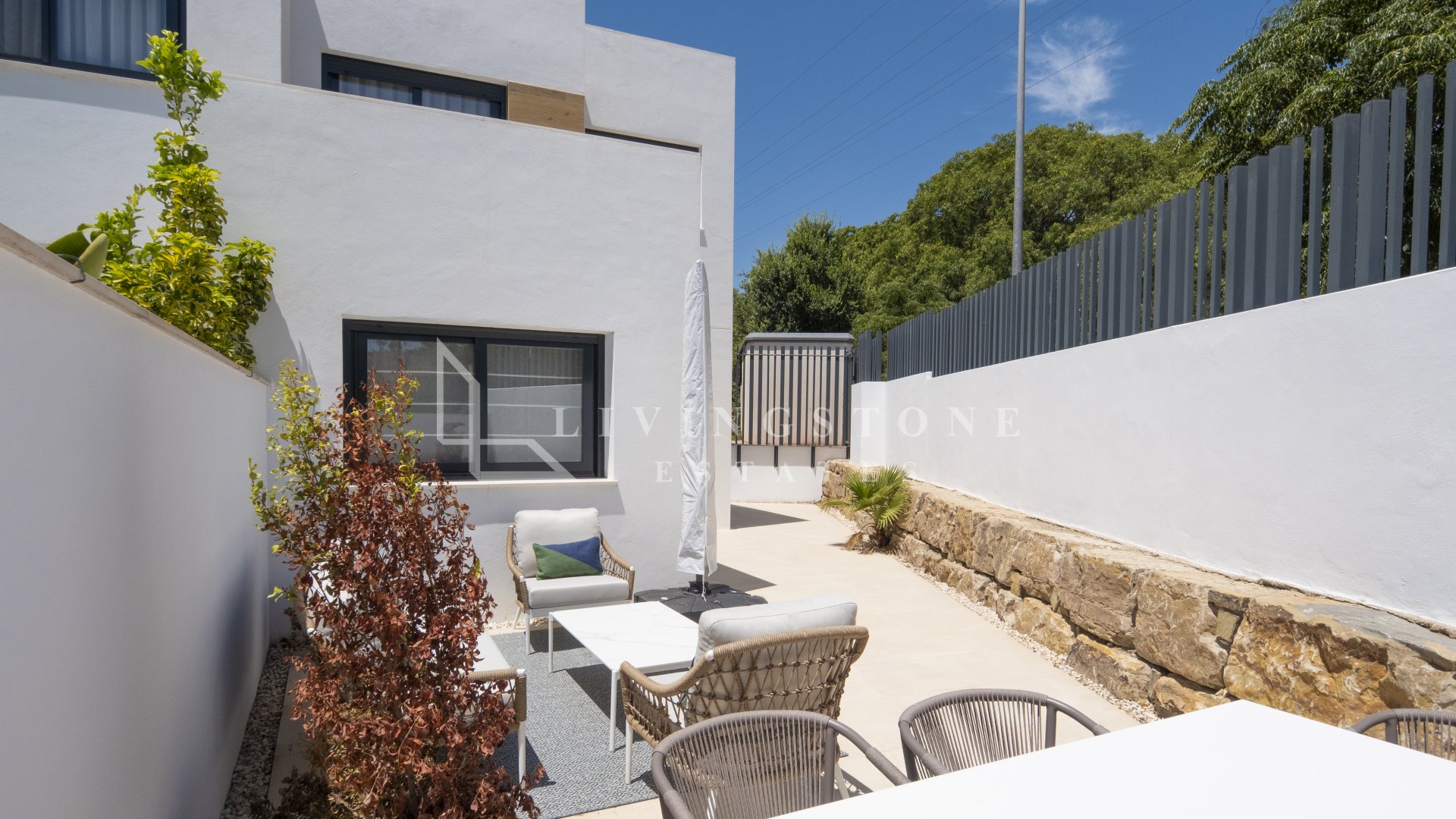 Contemporary Semi-Detached Villa in Nueva Andalucia, Marbella