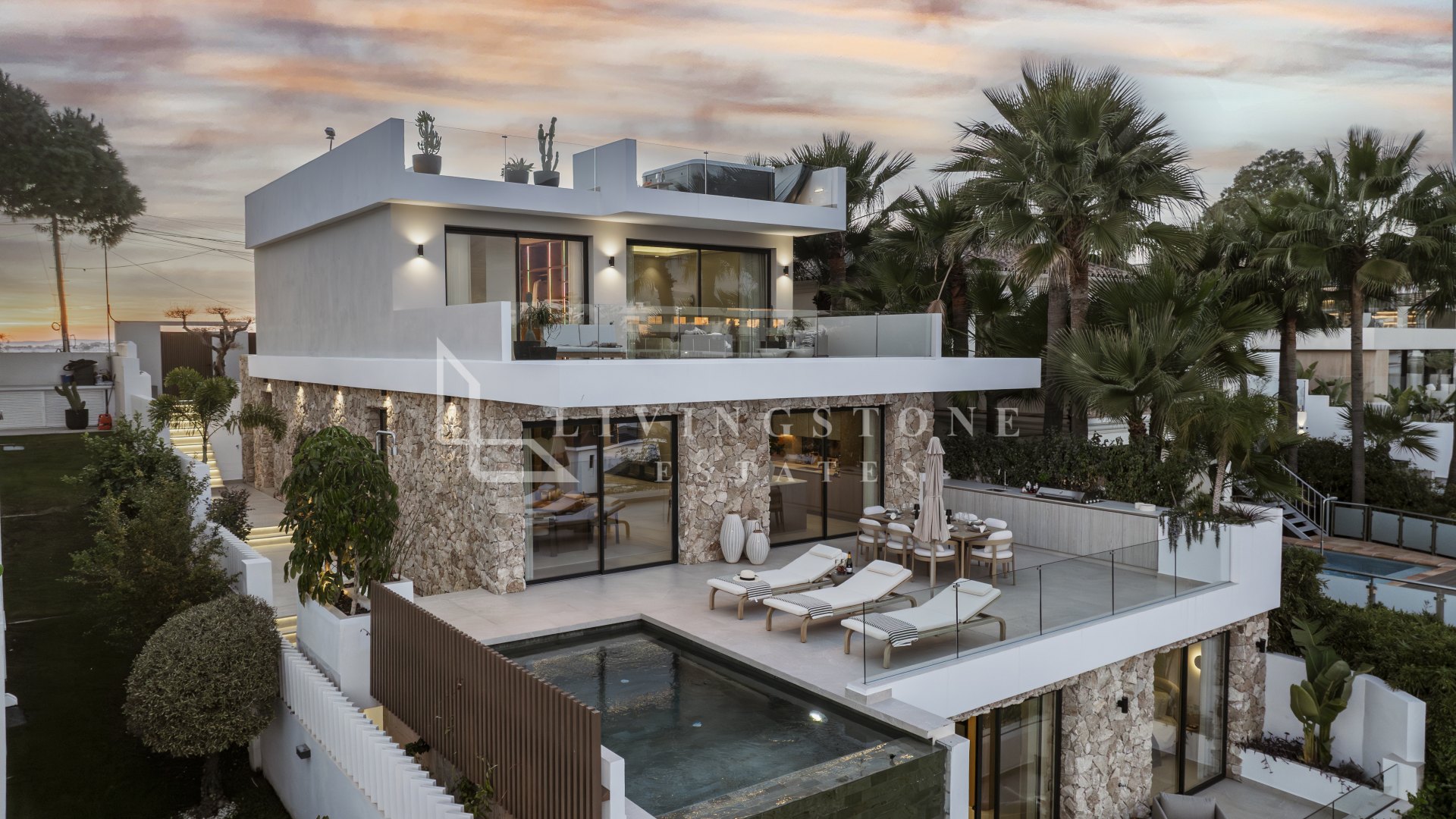 Villa En Nueva Andalucia, Marbella