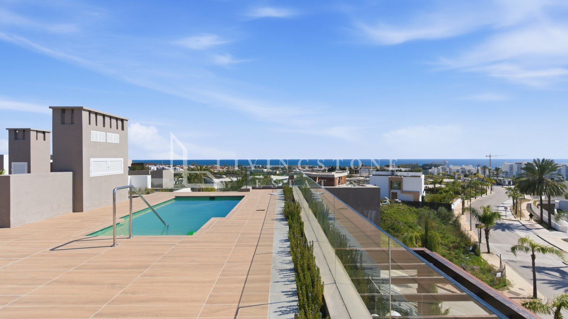Recently built modern apartment with the fantastic sea views in Cancelada!
