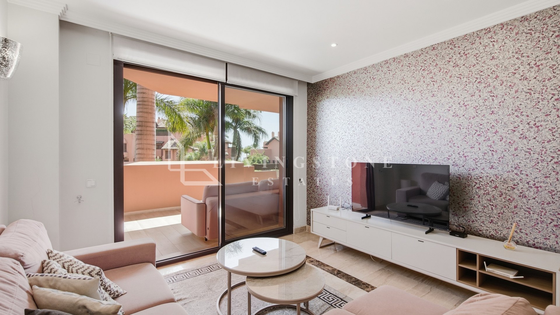 Appartement à louer En Las Nayades, Estepona Est