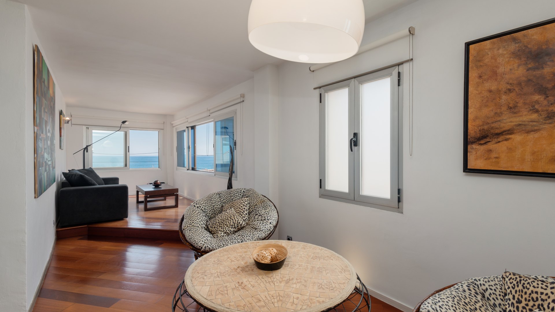 Ático exclusivo en el corazón de Puerto Banús – Vistas al mar, al puerto y parking privado