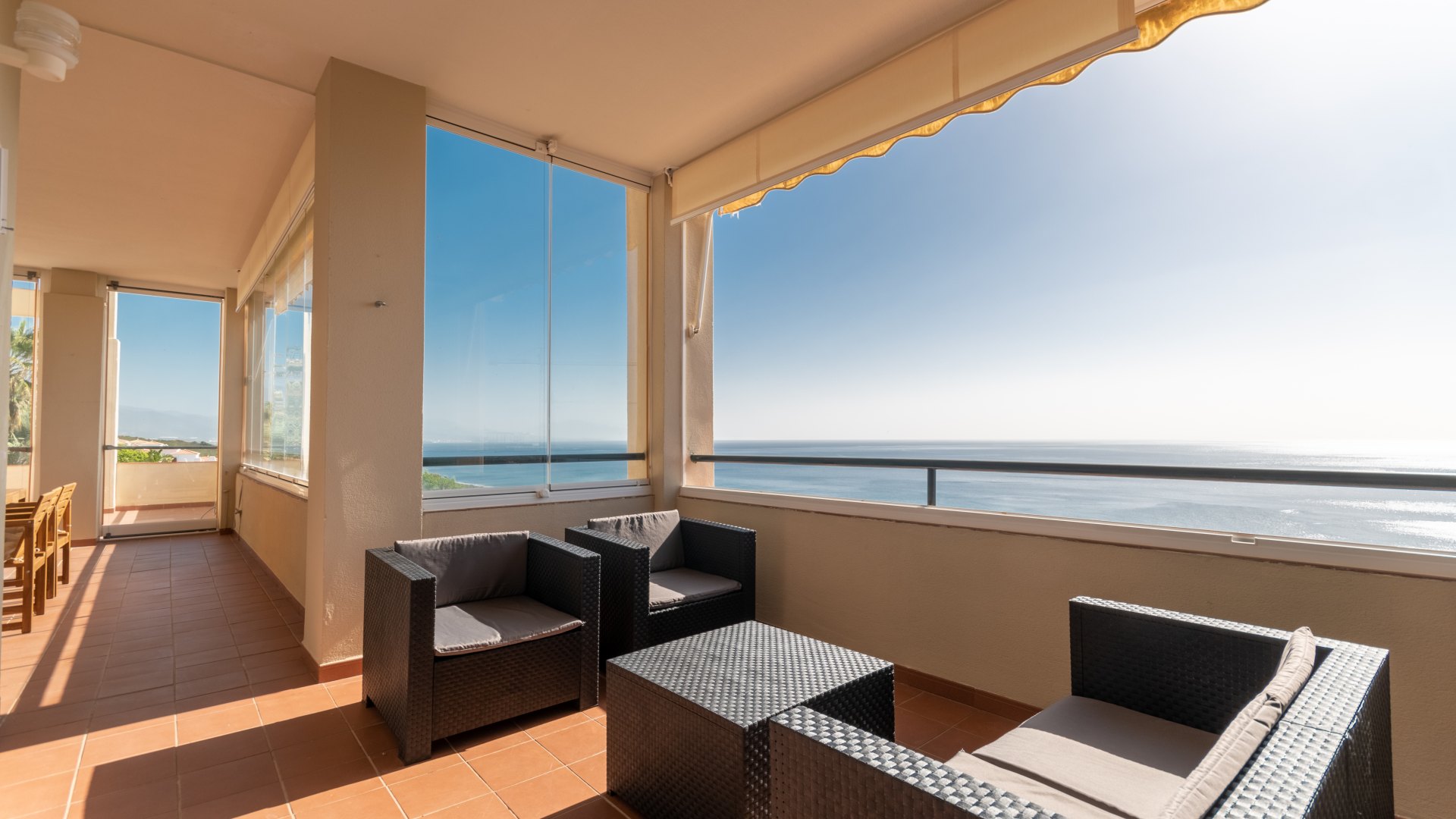 3 bedroom apartment with incredible sea views in Manilva