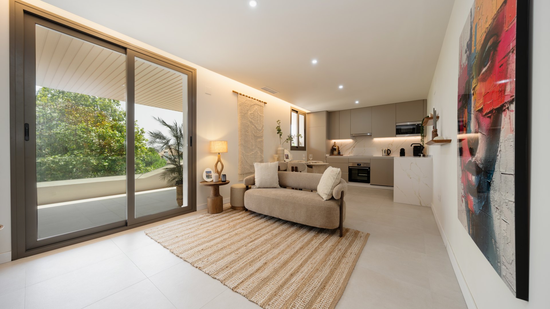 Modern apartment in Estepona with large terrace, swimming pool, gym and parking