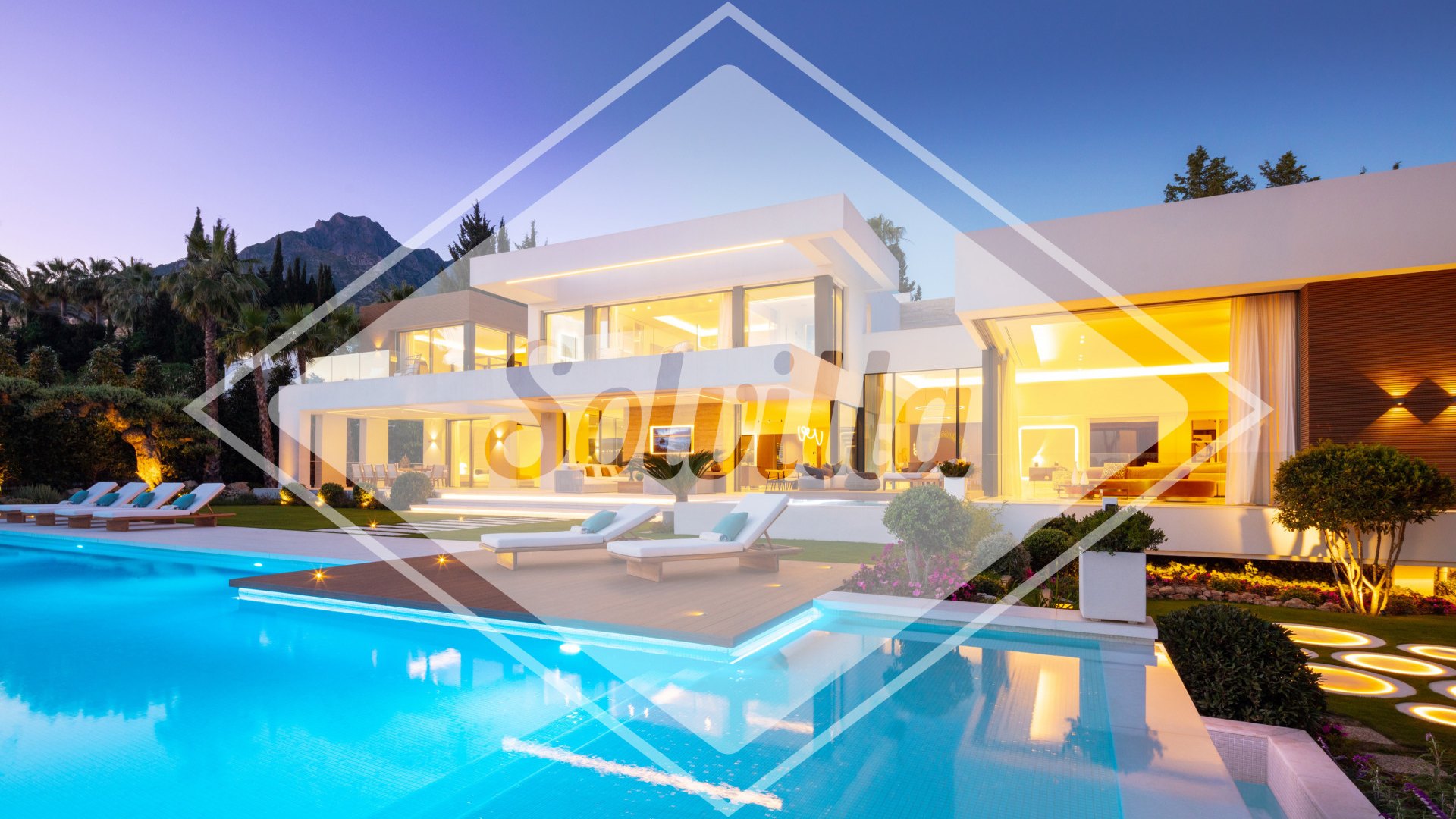 Exklusive Luxusvilla mit Panorama-Meerblick in Sierra Blanca, Marbella