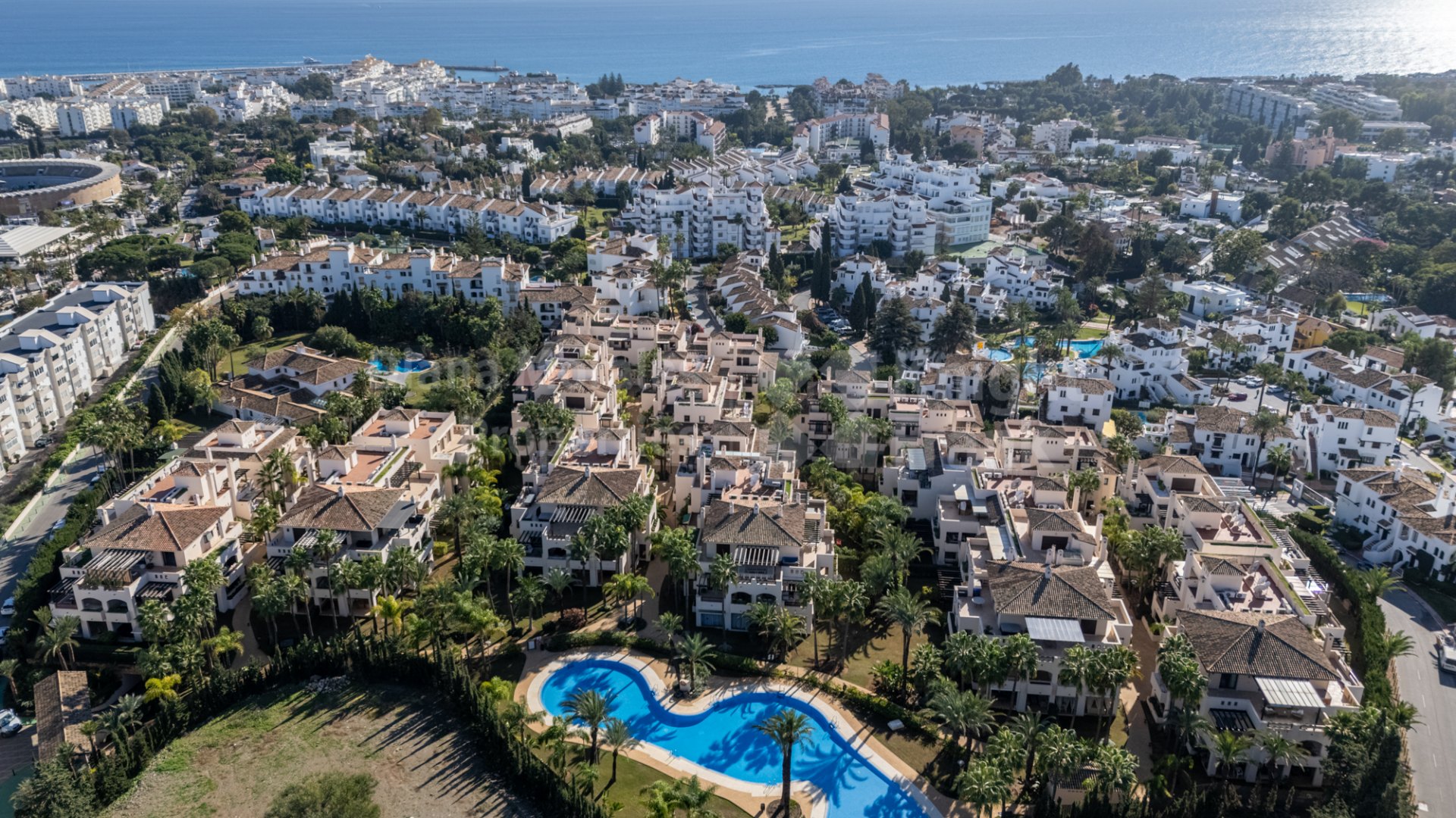 Medina de Banús, Appartements près de Puerto Banús