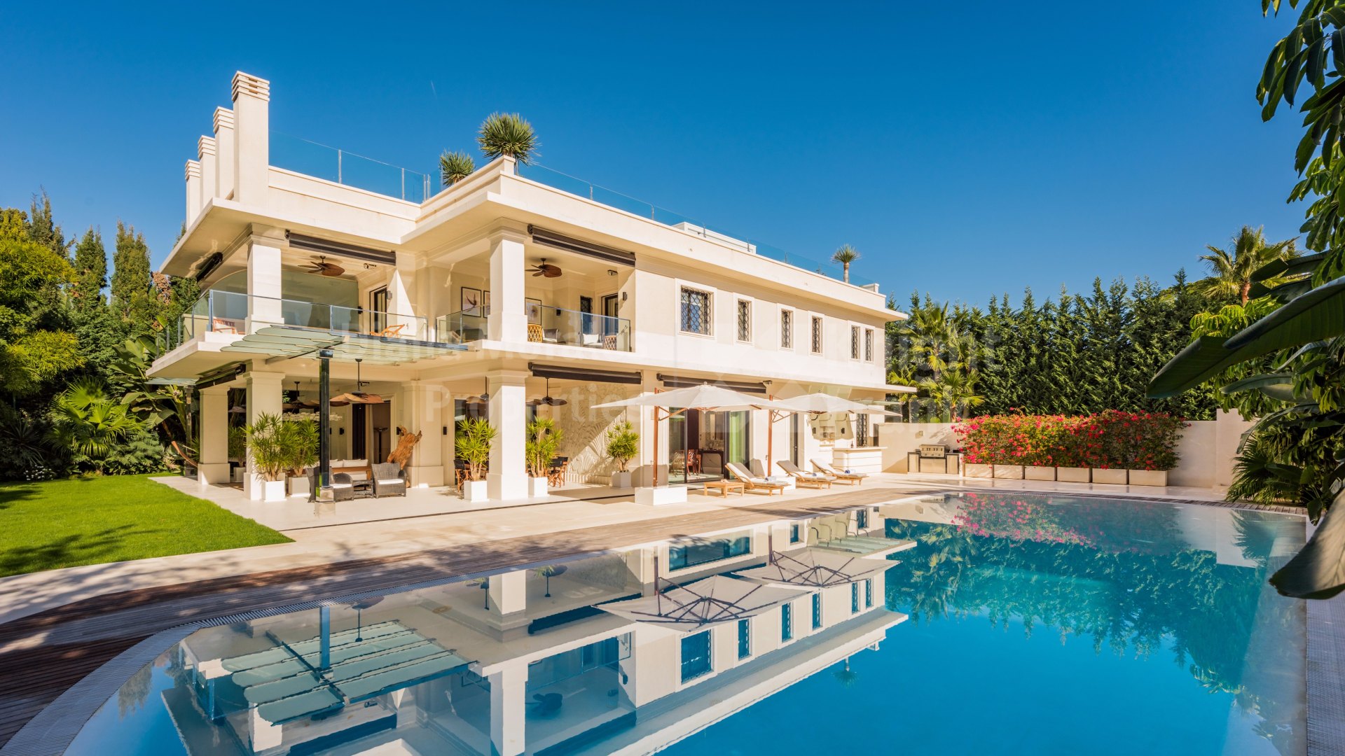 Marbella Goldene Meile, Prächtige Villa in Strandnähe an der Goldenen Meile