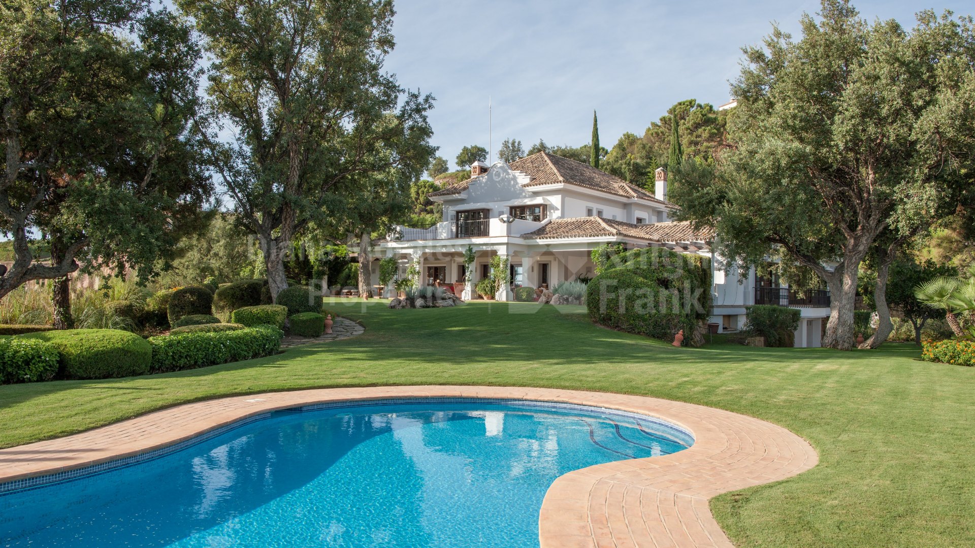 Villa mit Meerblick in La Zagaleta