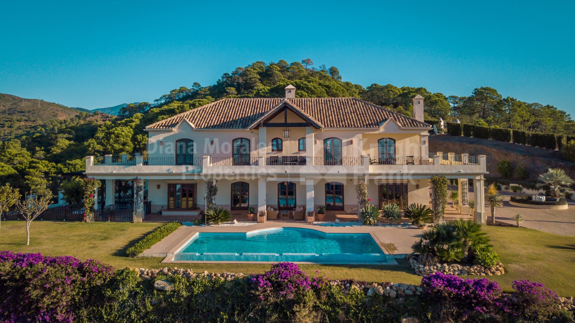 El Velerin, Espectacular villa con imponentes vistas