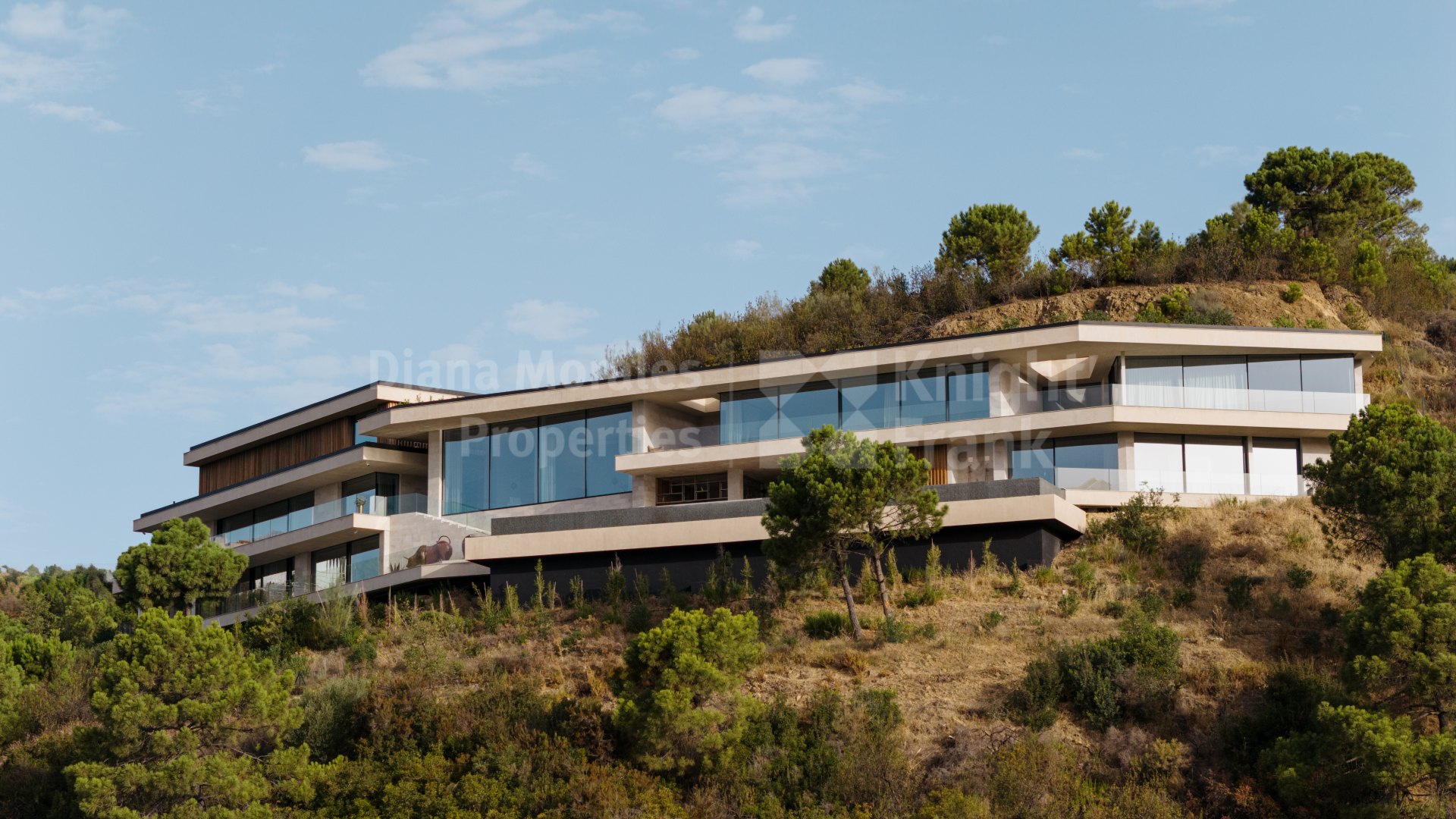 Monte Mayor, Villa ultra moderne et écologique avec vue panoramique sur la mer