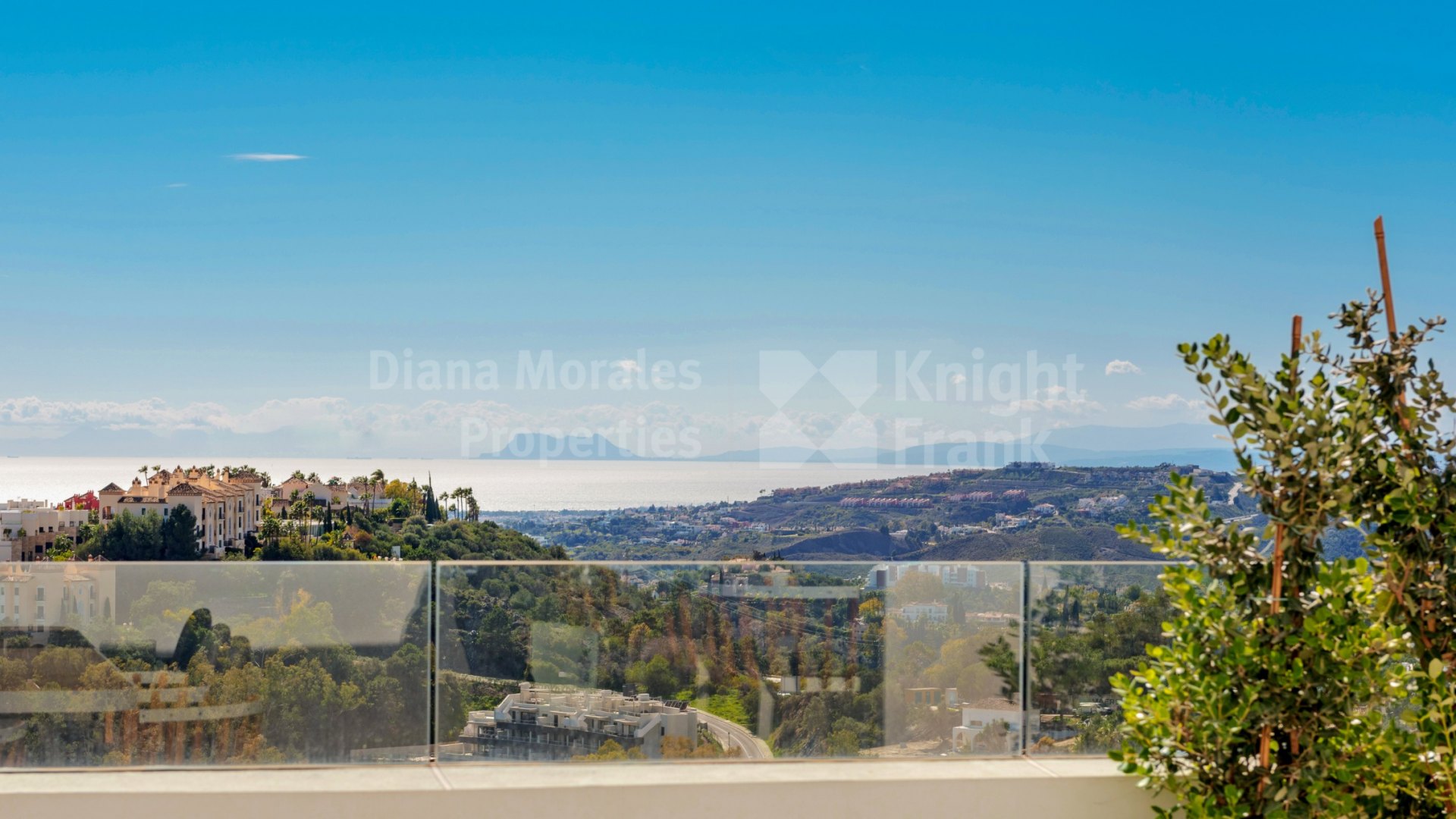 The View Marbella, Duplex-Penthouse in Die Aussicht Marbella