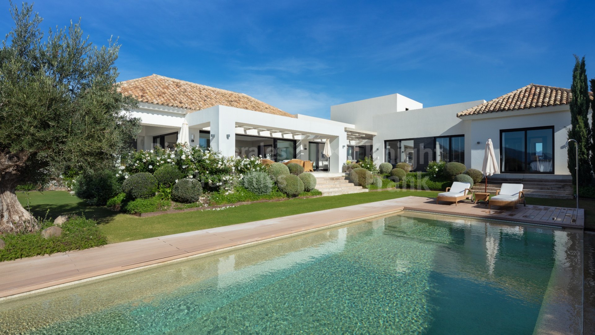 Haza del Conde, Exquisite Villa im mediterranen Stil mit traumhaftem Blick auf das Golftal in Marbella
