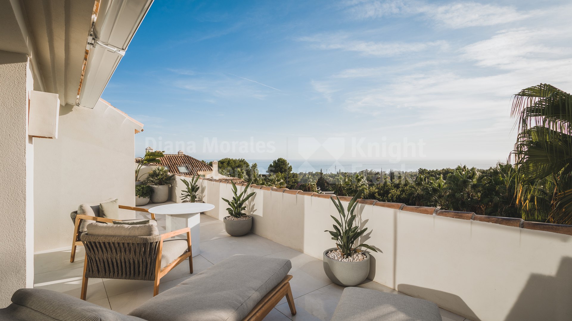 Élégant penthouse en duplex à Nagüeles