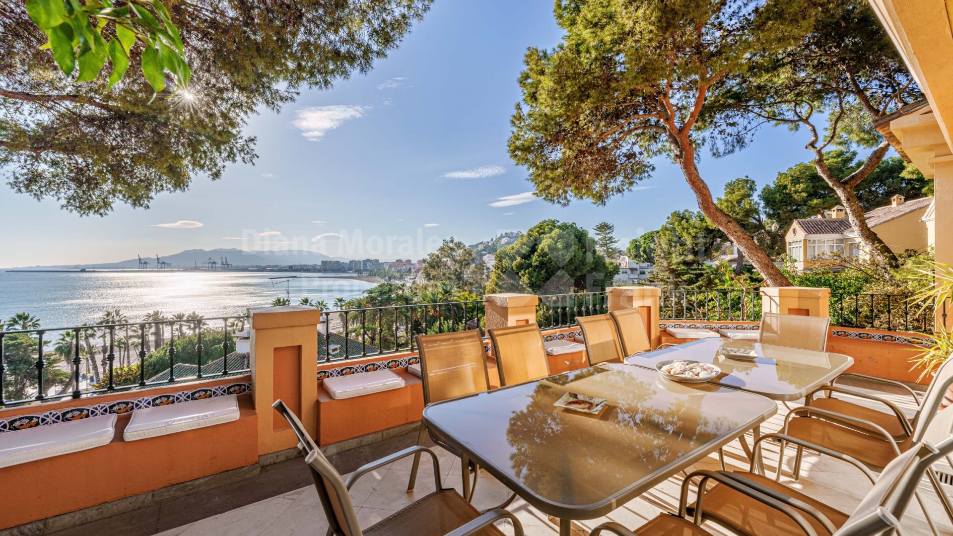 Maravillosa casa familiar en El Limonar con vistas a la Bahía de Málaga