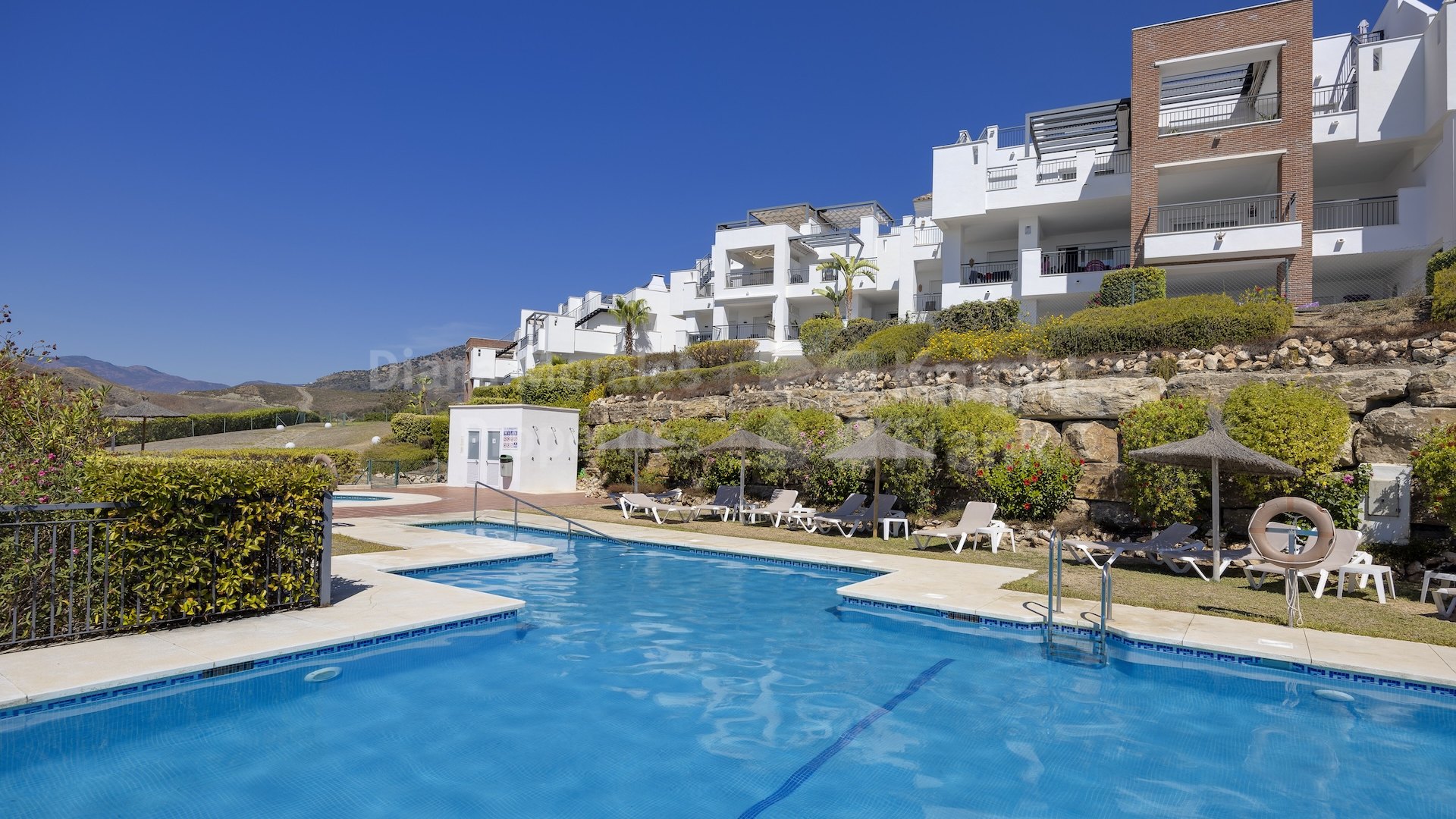 Los Arqueros, Erdgeschosswohnung mit drei Schlafzimmern mit Blick auf den Golfplatz