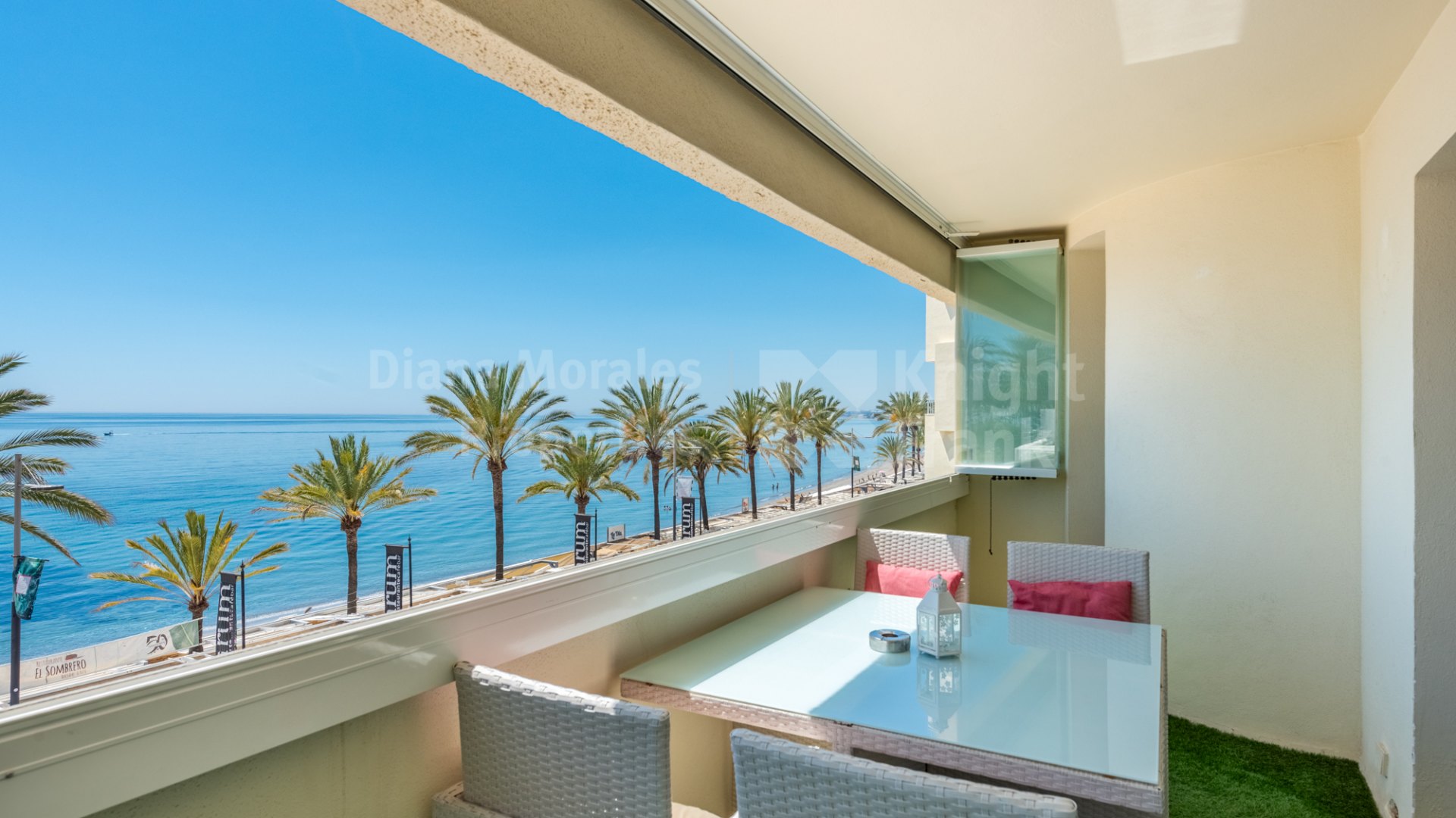Marbella Zentrum, Appartement am Meer zu verkaufen in Marbella